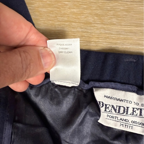 Pendleton Navy Blue Trousers, Vintage, 10 PETITE - Picture 6 of 7